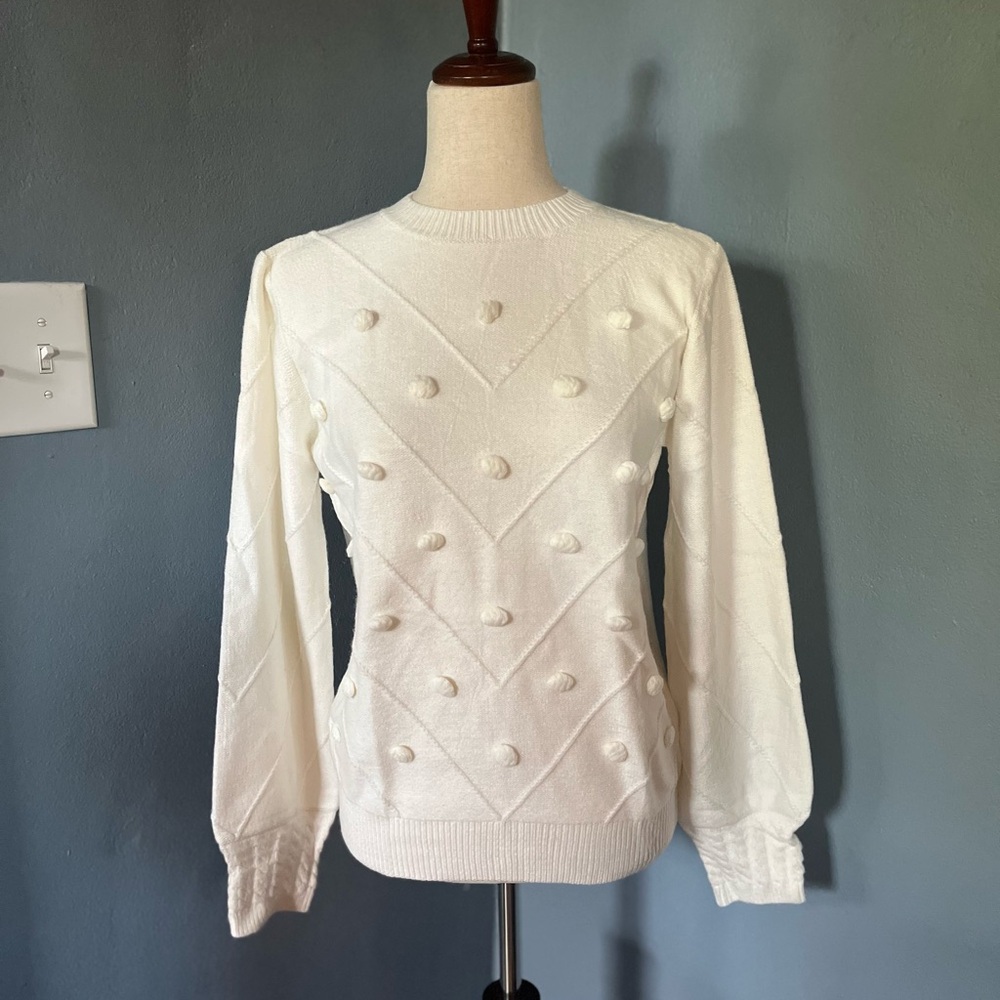 Simplee Apparel White Textured Crew Neck Sweater